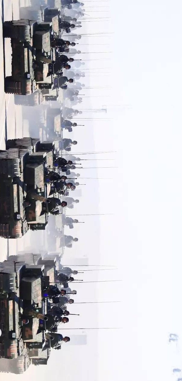 大閱兵.jpg